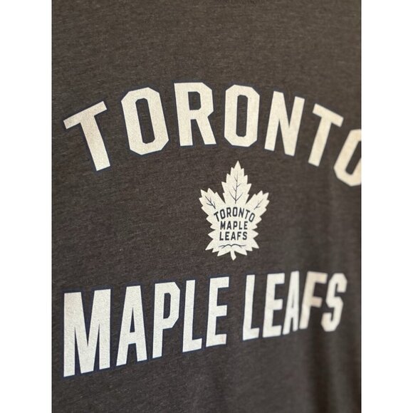 Men's Heathered Gray Toronto Maple Leafs Victory Arch Long Sleeve T-Shirt Medium - Picture 2 of 6